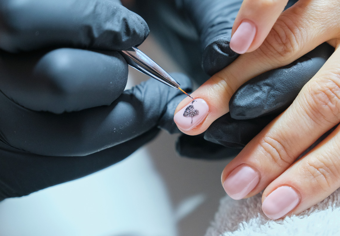 Detalle manicura Nail Art